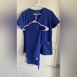 Figs scrub set deep royal blue size S